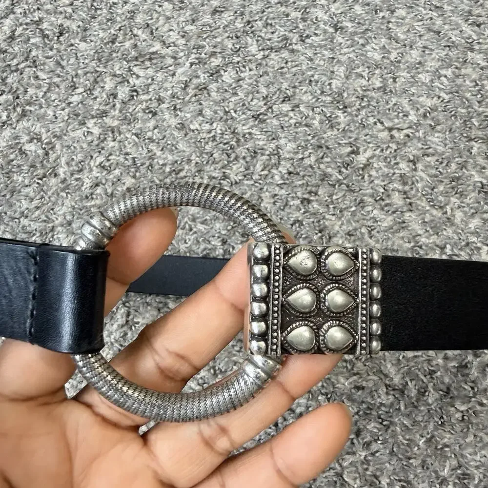 Chico’s Womens Black Leather Belt Adjustable Silver Buckle Size M/L Boho